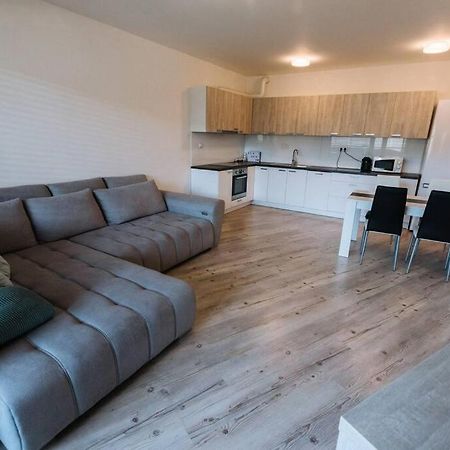 Appartement Miracle à Bratislava Extérieur photo